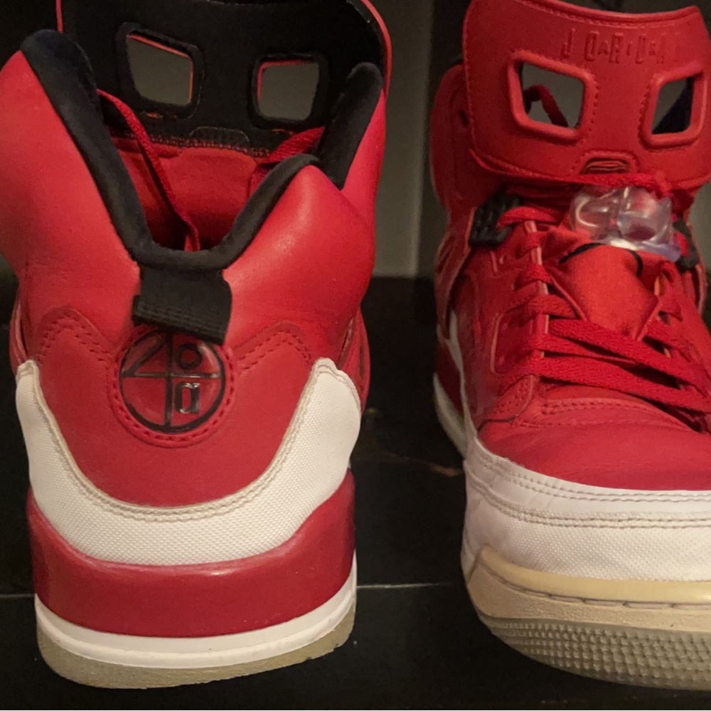 Freshly cleaned Air Jordan Spizikes.